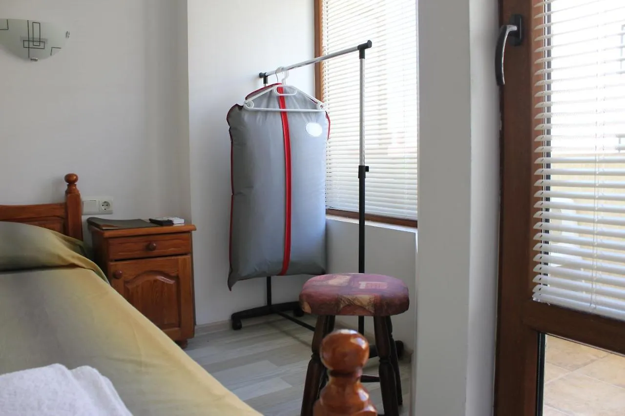 Radik Guest Rooms Σωζόπολη Ξενοδοχείο